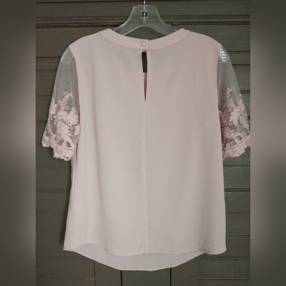 Lulus Mauve Pink Lisa Marie Top with Lace Short Sleeves Size XS - Picture 3 of 6